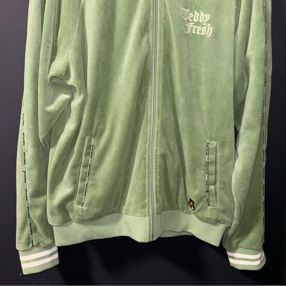 Teddy fresh green velour track jacket - Picture 3 of 10
